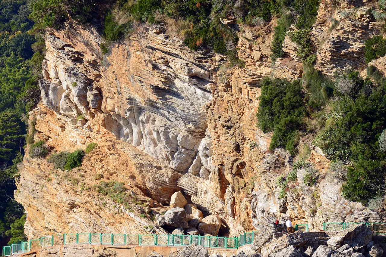 5. Relax and Unwind at The Old Town’s Kobaja Bar