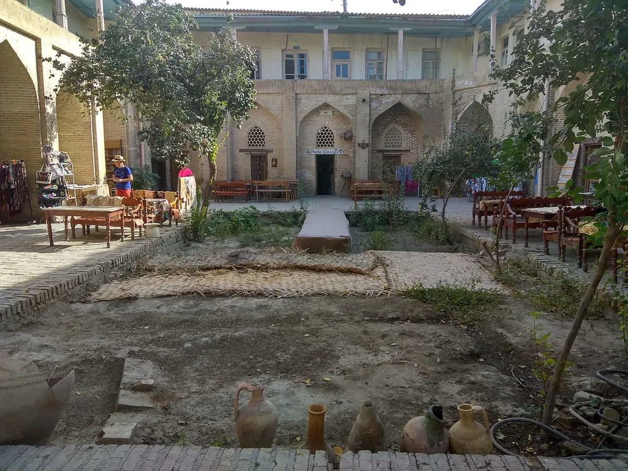 4. The Samanid Mausoleum: A Glimpse into Bukhara’s Past