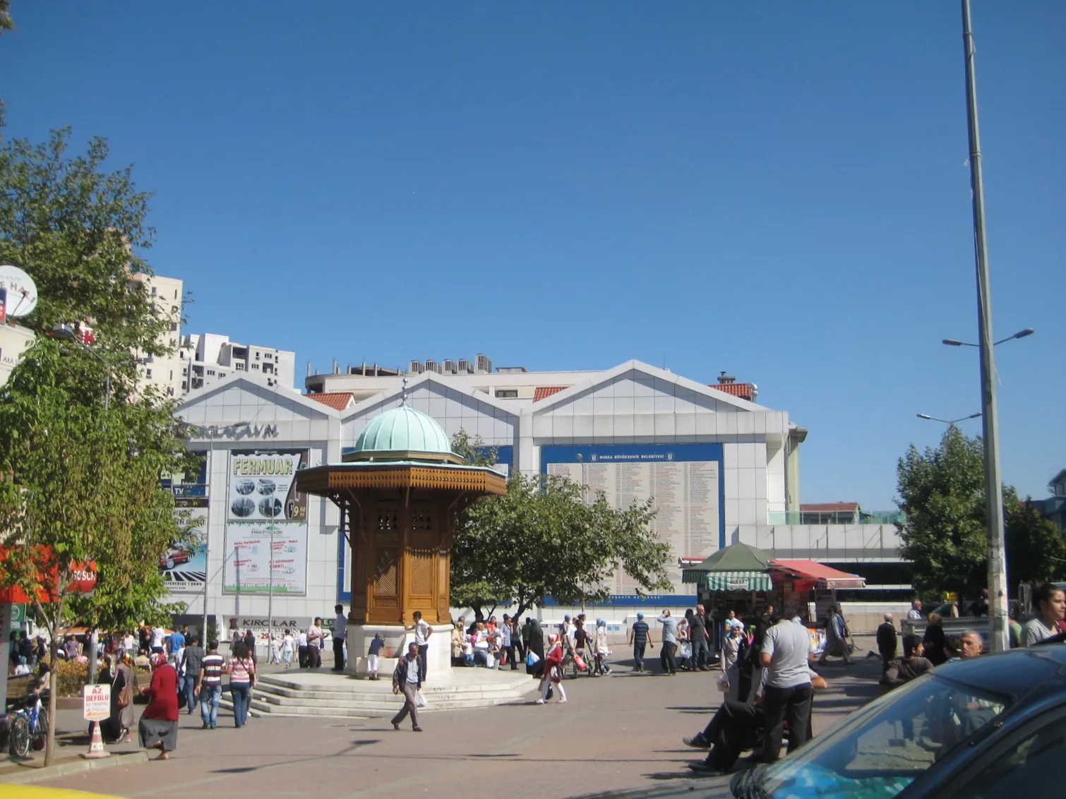 1. Discover the Historical Marvels of the Green Mosque