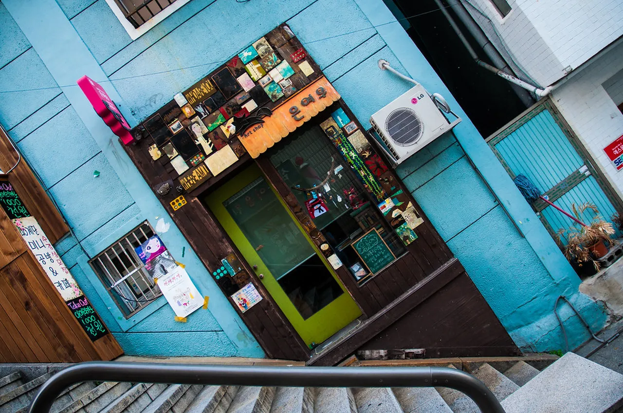 2. Discover the Colorful Gamcheon Culture Village