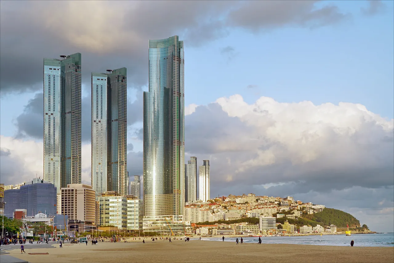 5. Busan Tower: A Panoramic View of the City