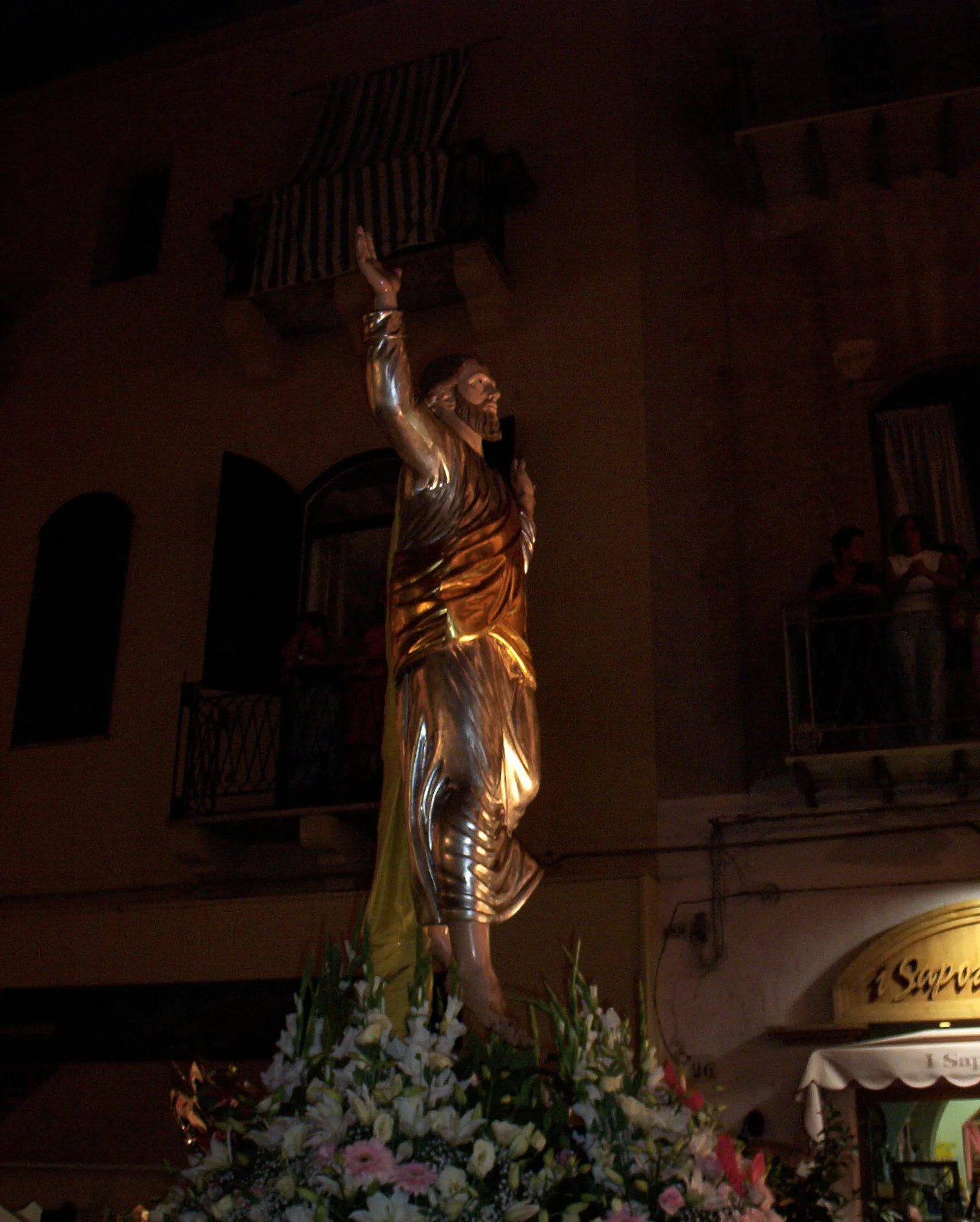 2. Cefalù Carnival: A Colorful Extravaganza of Masks and Parades