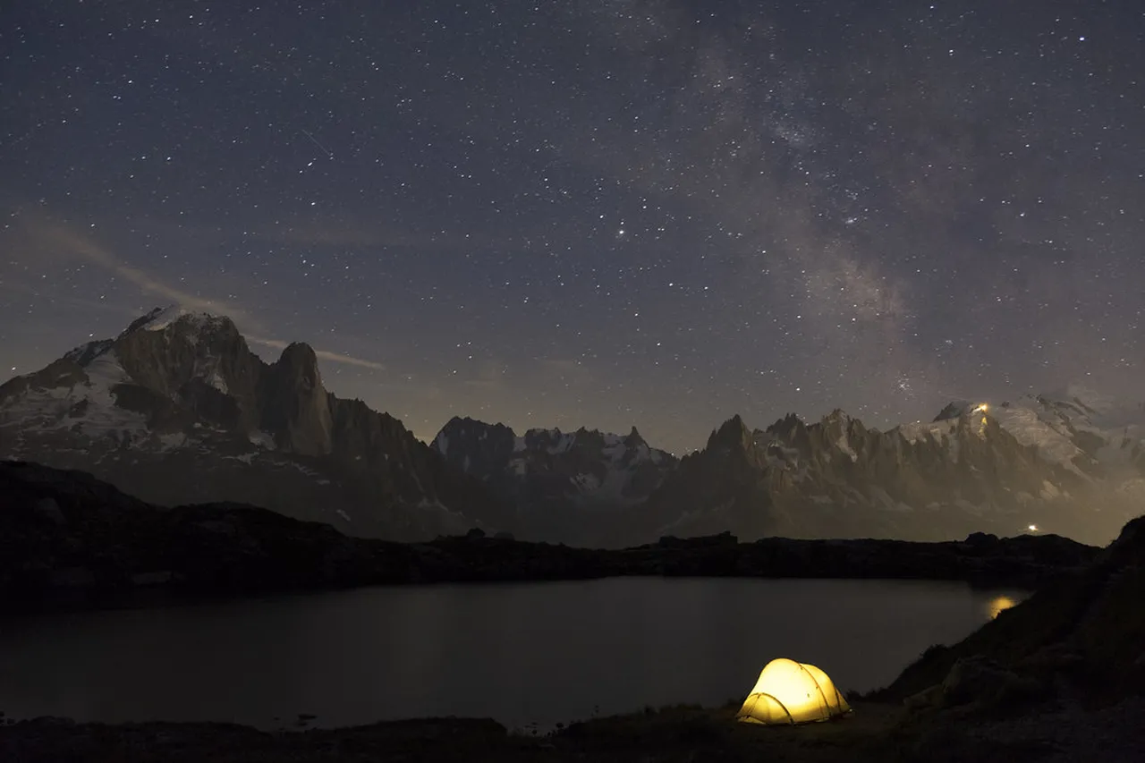 2. Summer Hiking Trails: Connect with Nature in Chamonix