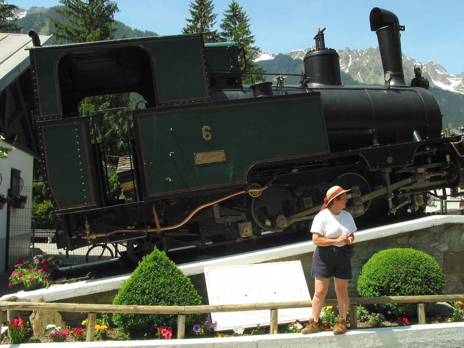 3. Experience Chamonix’s Traditional Festivals: Celebrations of Culture