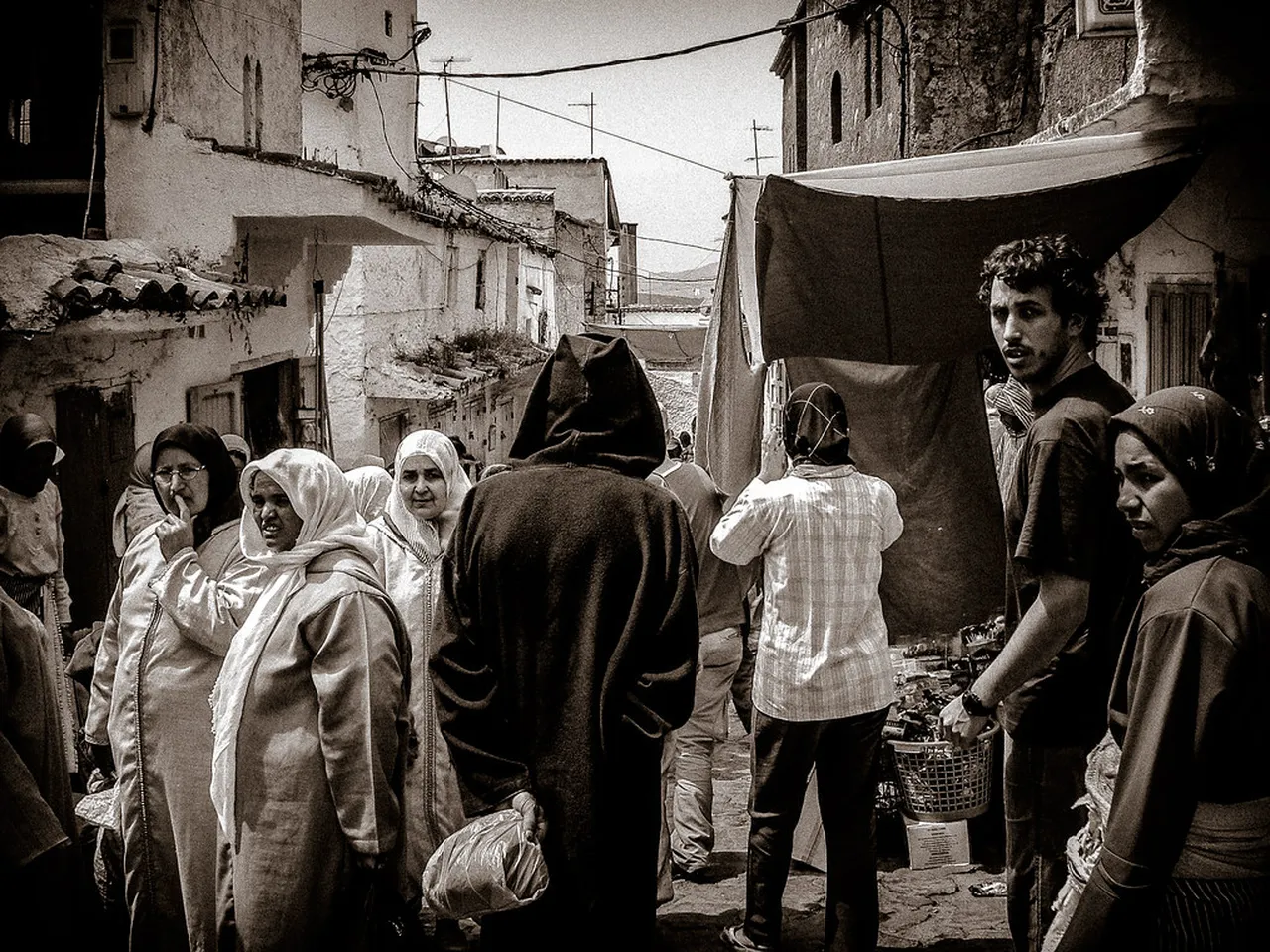 5. Festivals and Celebrations: Embracing Chefchaouen Culture