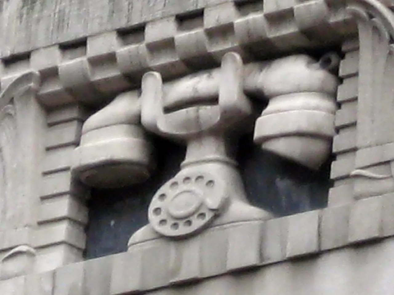 2. Explore the Cincinnati Art Museum: A Cultural Treasure