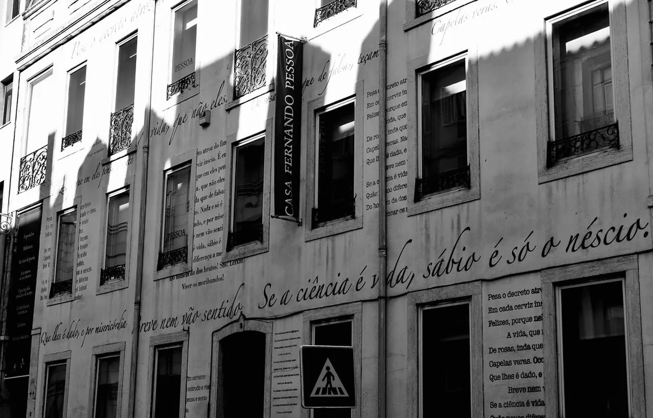 2. Exploring the Joanina Library: A Literary Treasure Trove