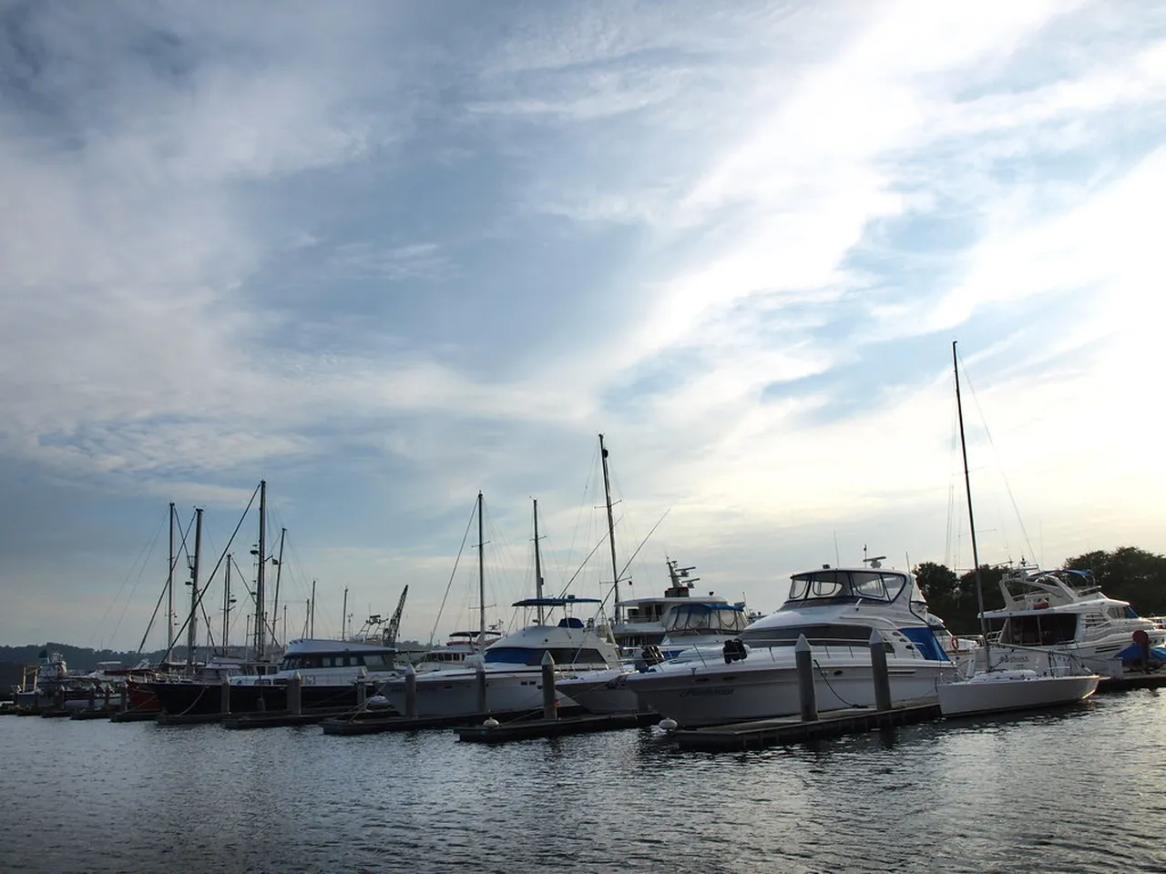 2. Explore the Cultural Hub of Plaza de la Independencia