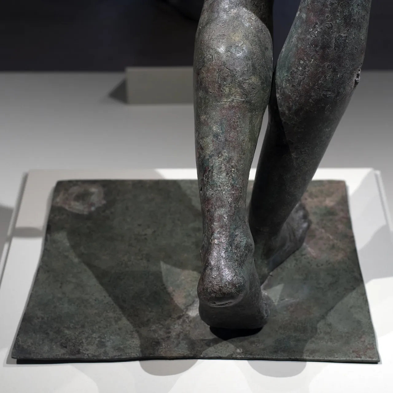 2. Exploring the Ancient Ruins: A Tour of Delphi’s Archaeological Sites