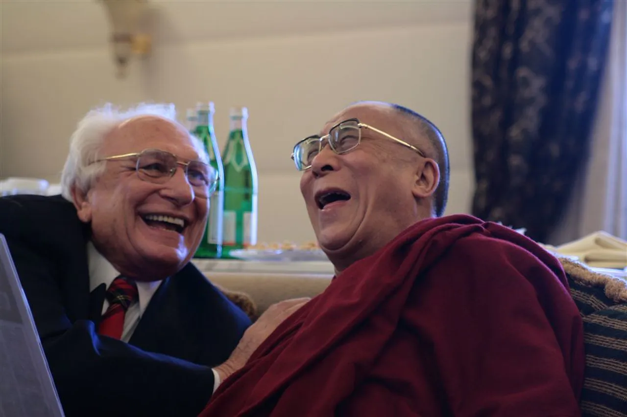 5. The Art of Tibetan Healing: Exploring Traditional Practices