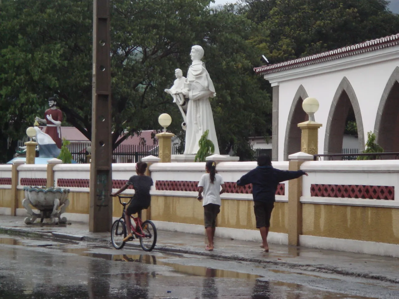 3. Exploring the Culinary Delights of Dili Culture