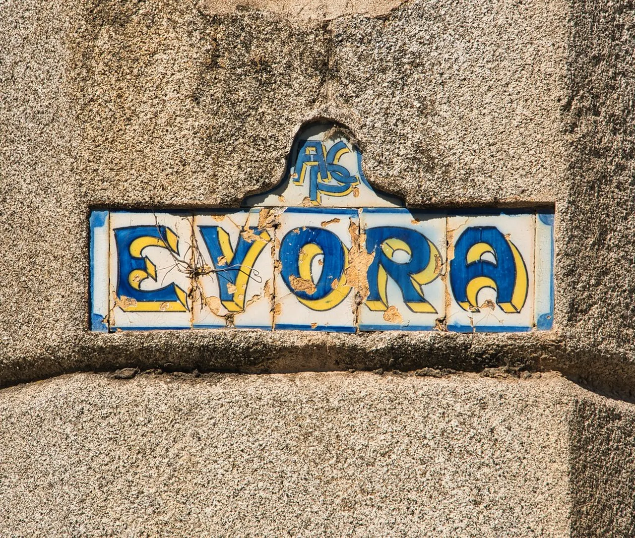 1. The Roman Temple of Évora: A Testament to Ancient History