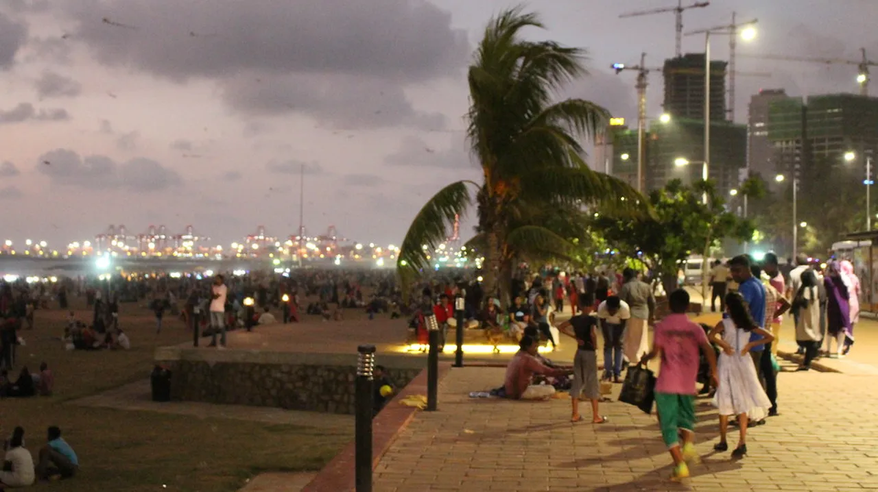 1. Top Bars and Pubs to Experience Galle Nightlife