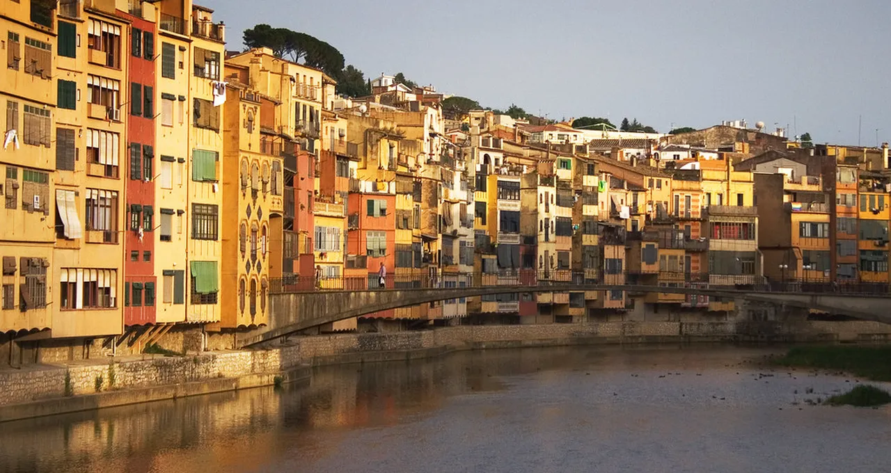 3. Participate in the Flower Festival: Girona’s Colorful Display of Blooms