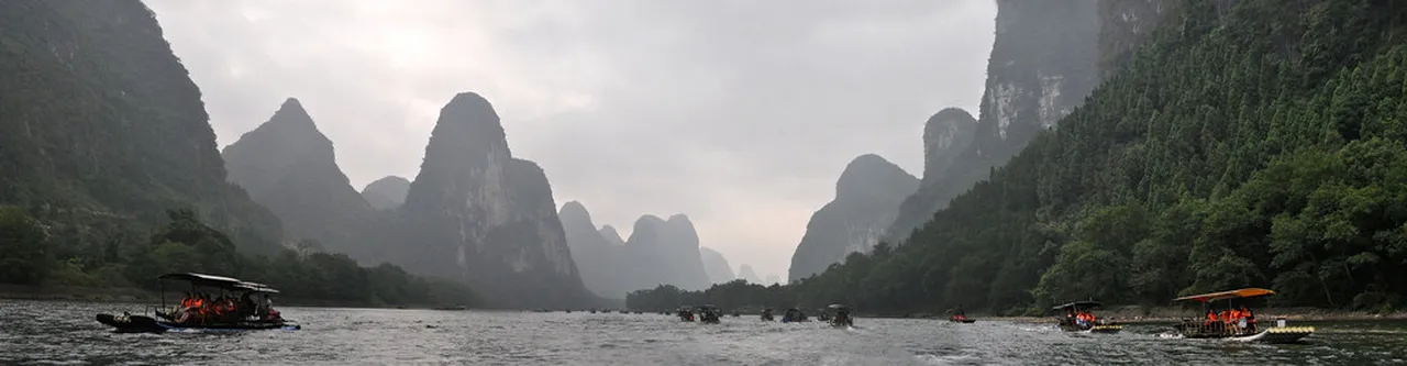 1. Cruising the Li River: A Scenic Journey Through Karst Mountains