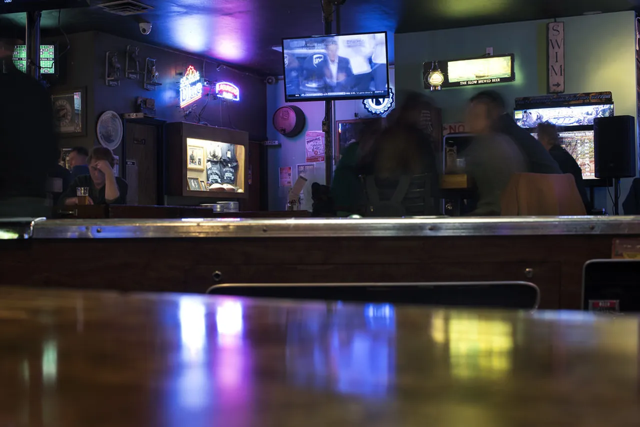 5. Heidelberg Nightlife for Wine Lovers: Wine Bars to Check Out