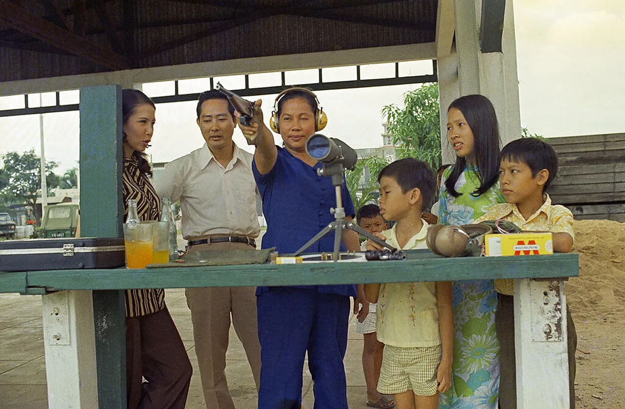 3. Hoi An Food Festival: A Culinary Journey Through Local Flavors