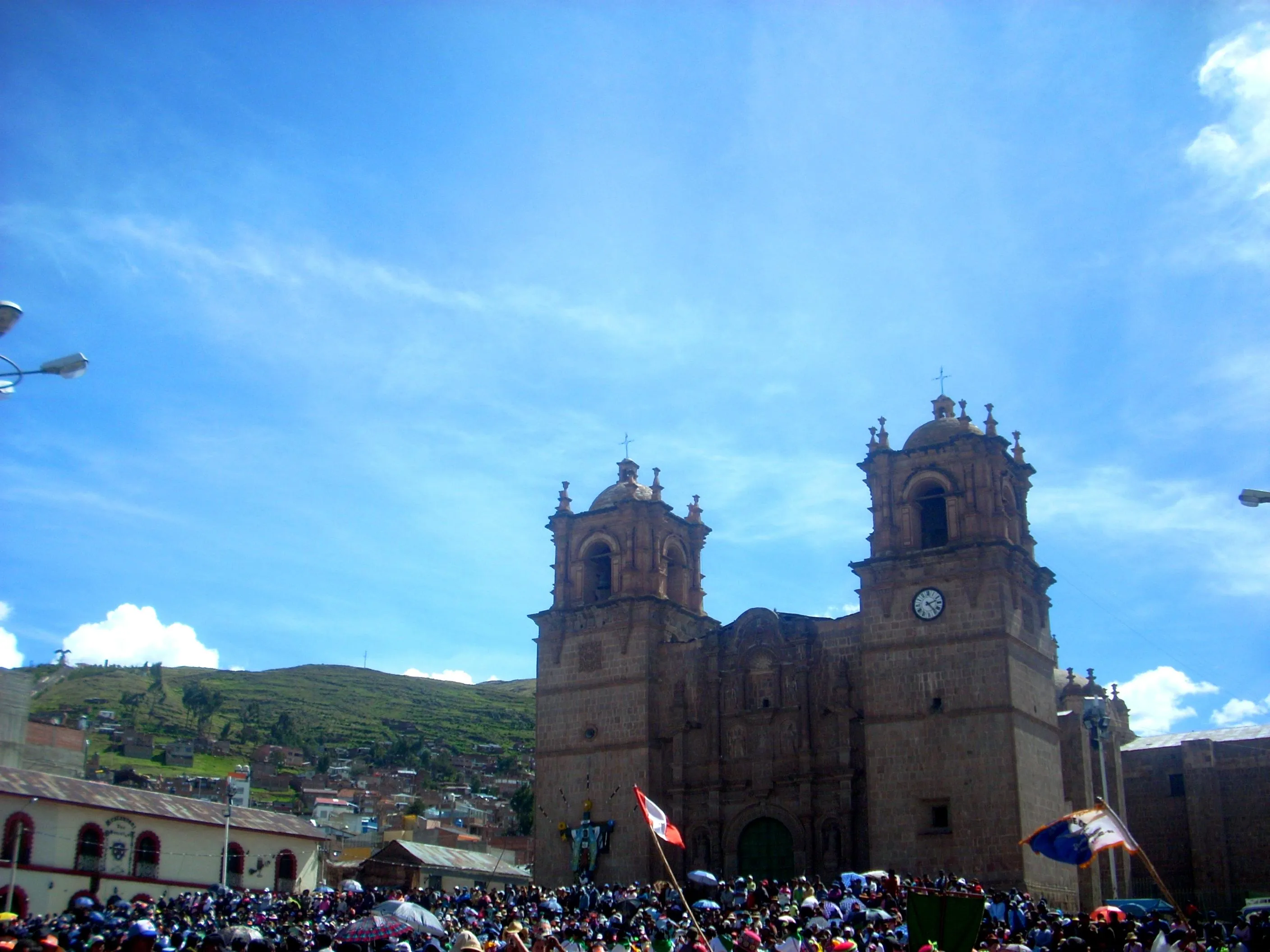 2. Exploring Holguín’s Majestic Décima: A Unique Poetic Tradition