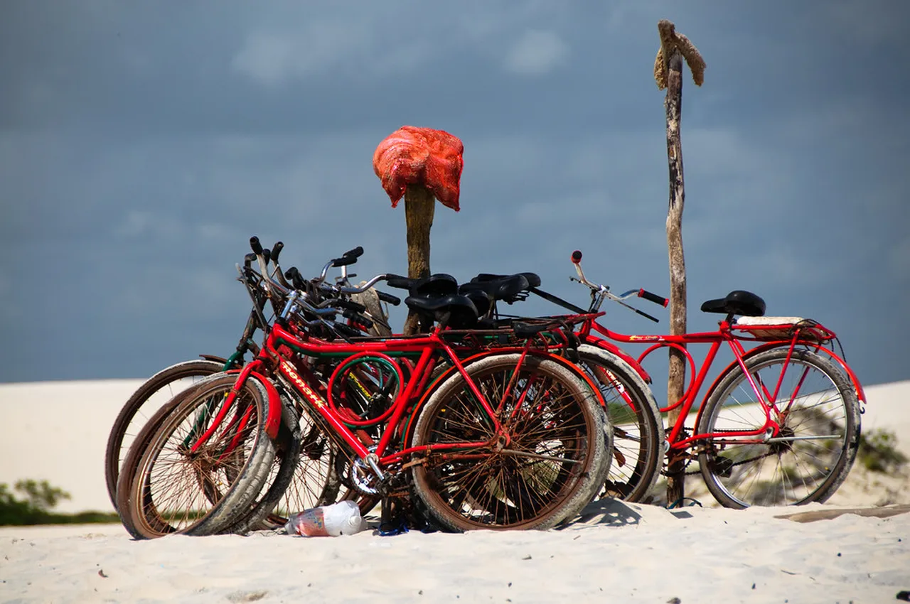 1. The Jericoacoara Sandboard Championship: Thrills on the Dunes