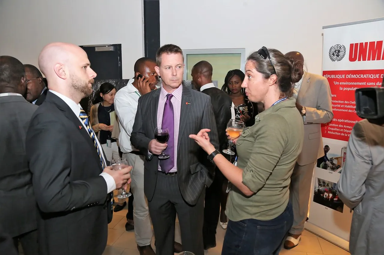 4. Discovering the Vibrant Art Scene at Local Galleries