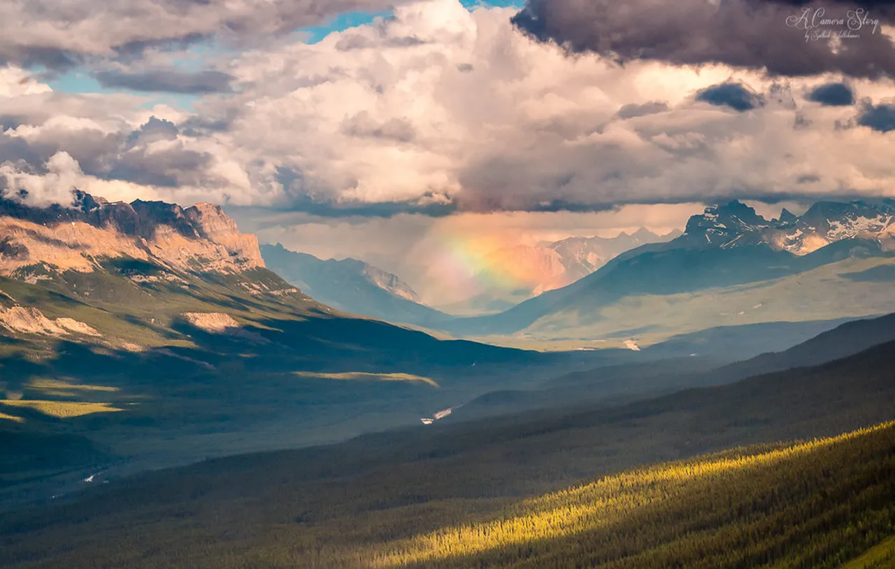 3. Discovering the Majestic Plain of Six Glaciers: A Glacial Wonderland