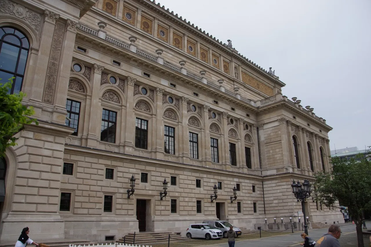 3. Explore the Castle of Charles V: A Fortress with a Rich Heritage