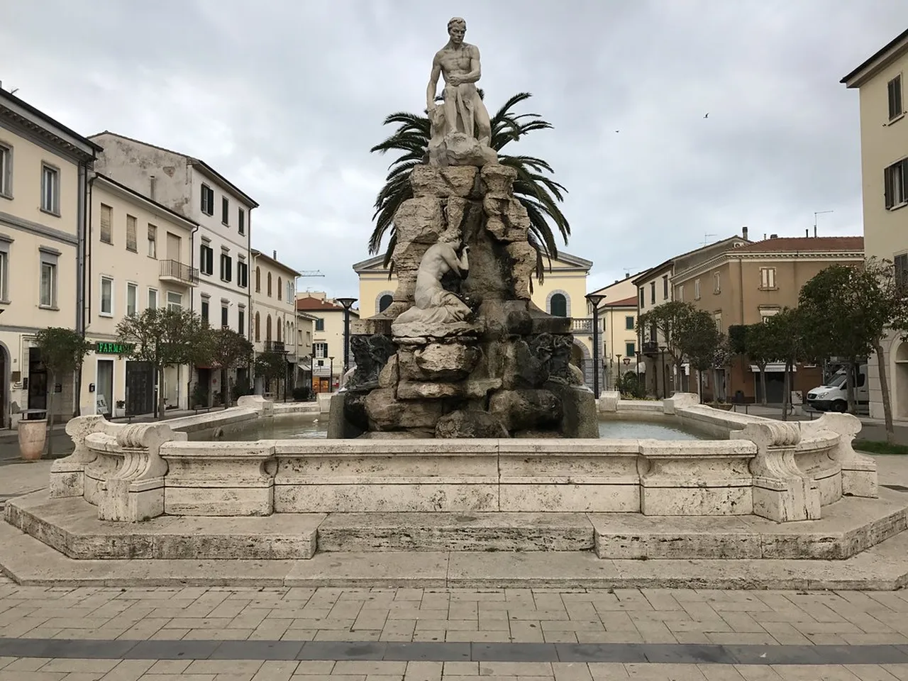 5. Strolling Through Livorno’s Iconic Canals: A Unique Perspective