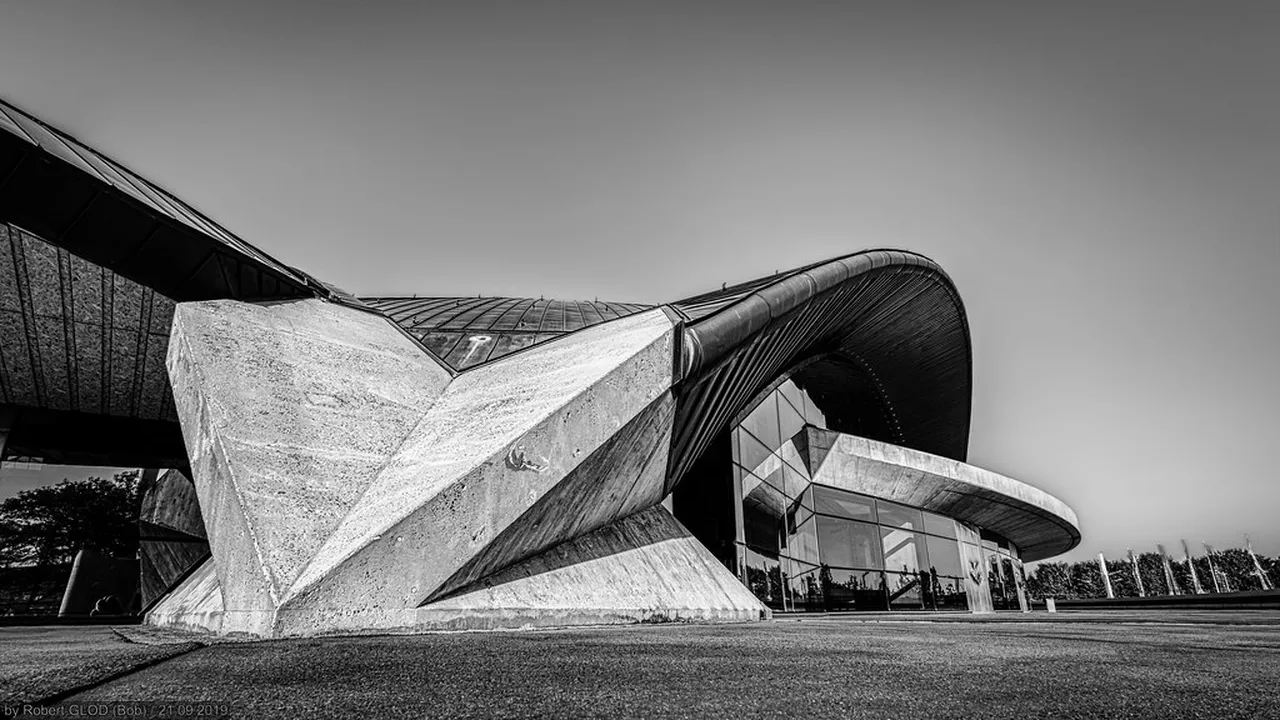 3. Discovering the Arts: Galleries and Exhibitions in Luxembourg City