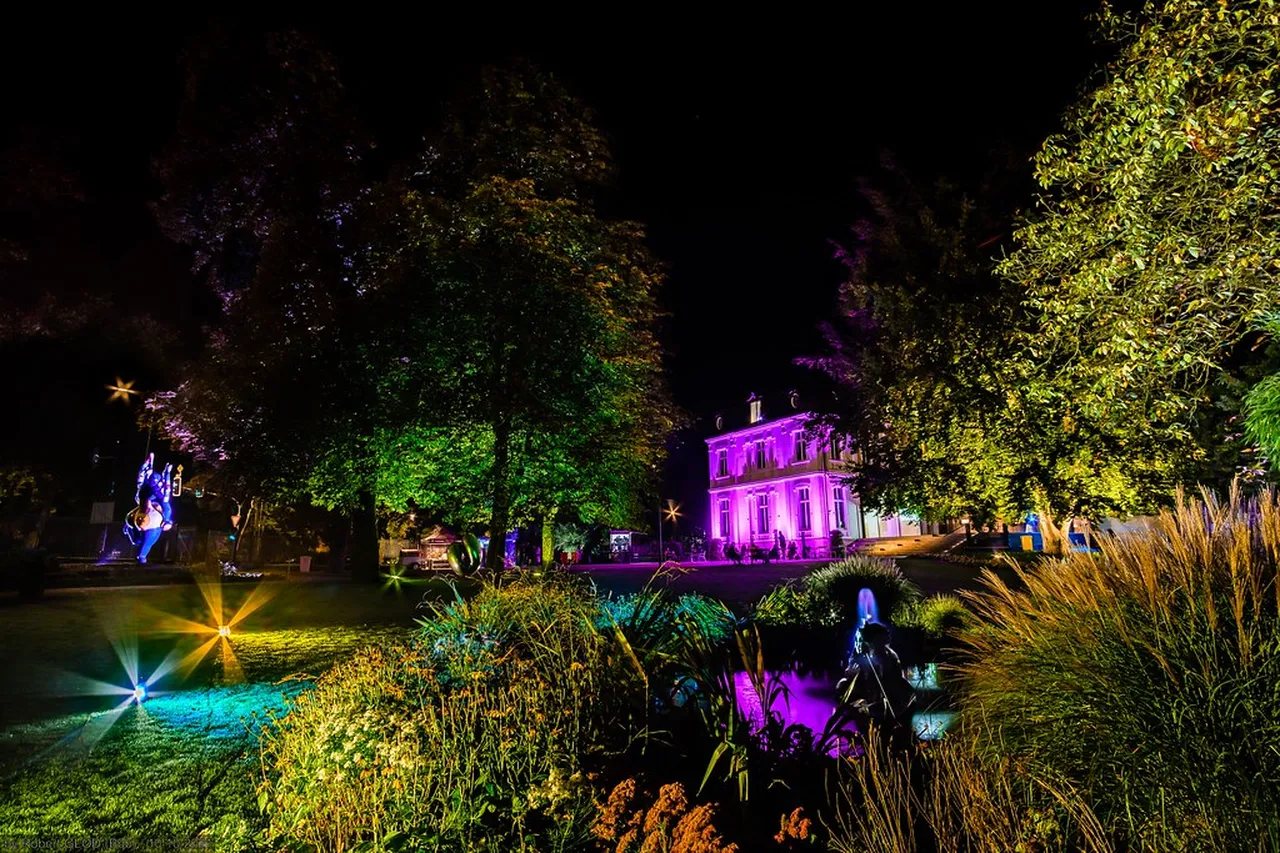 4. Experience the Magic of Christmas Markets in Luxembourg City
