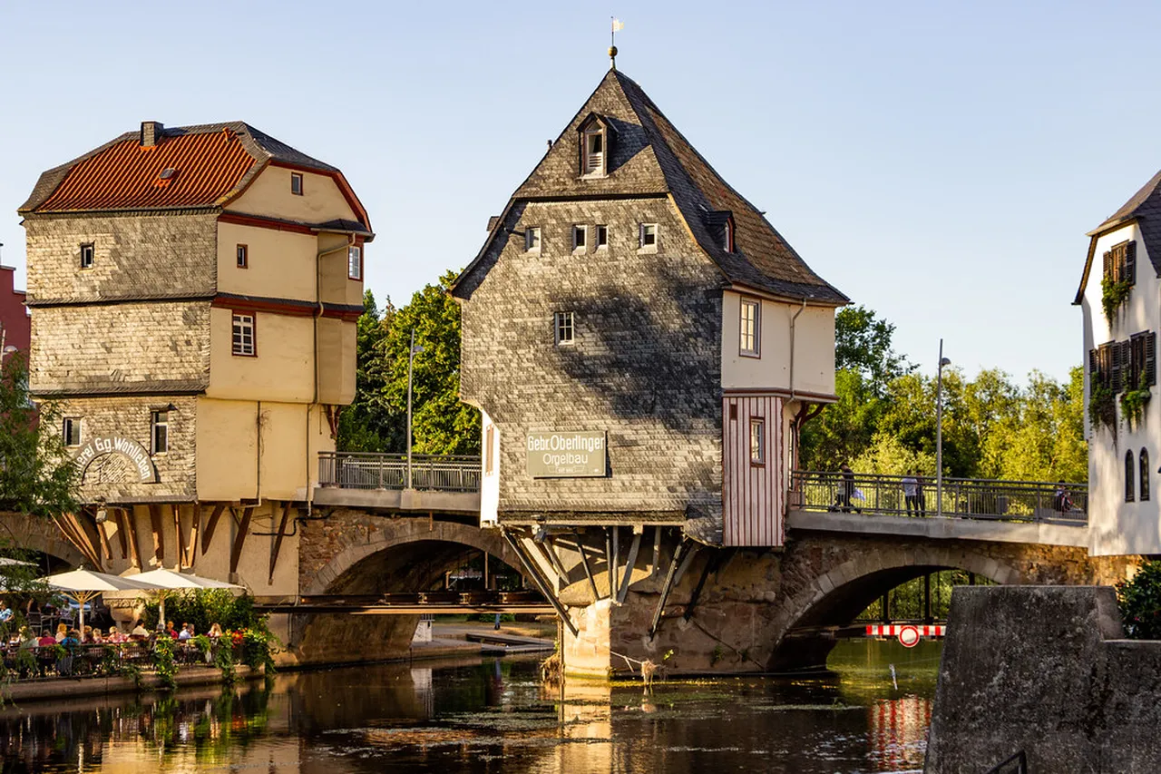 4. Strolling Through the Old Town: Timeless Charm
