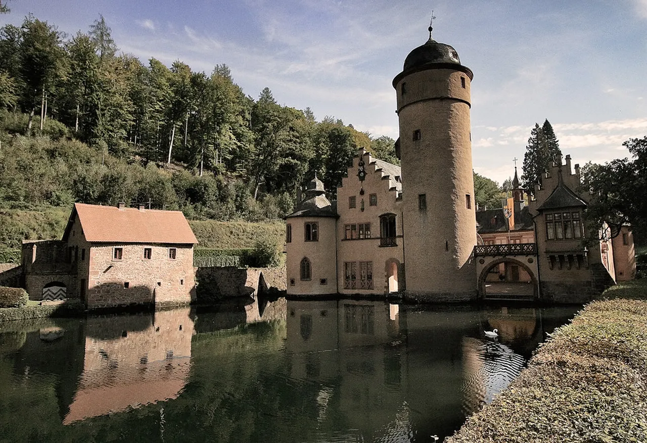 5. The Electoral Palace: A View into Baroque Architecture