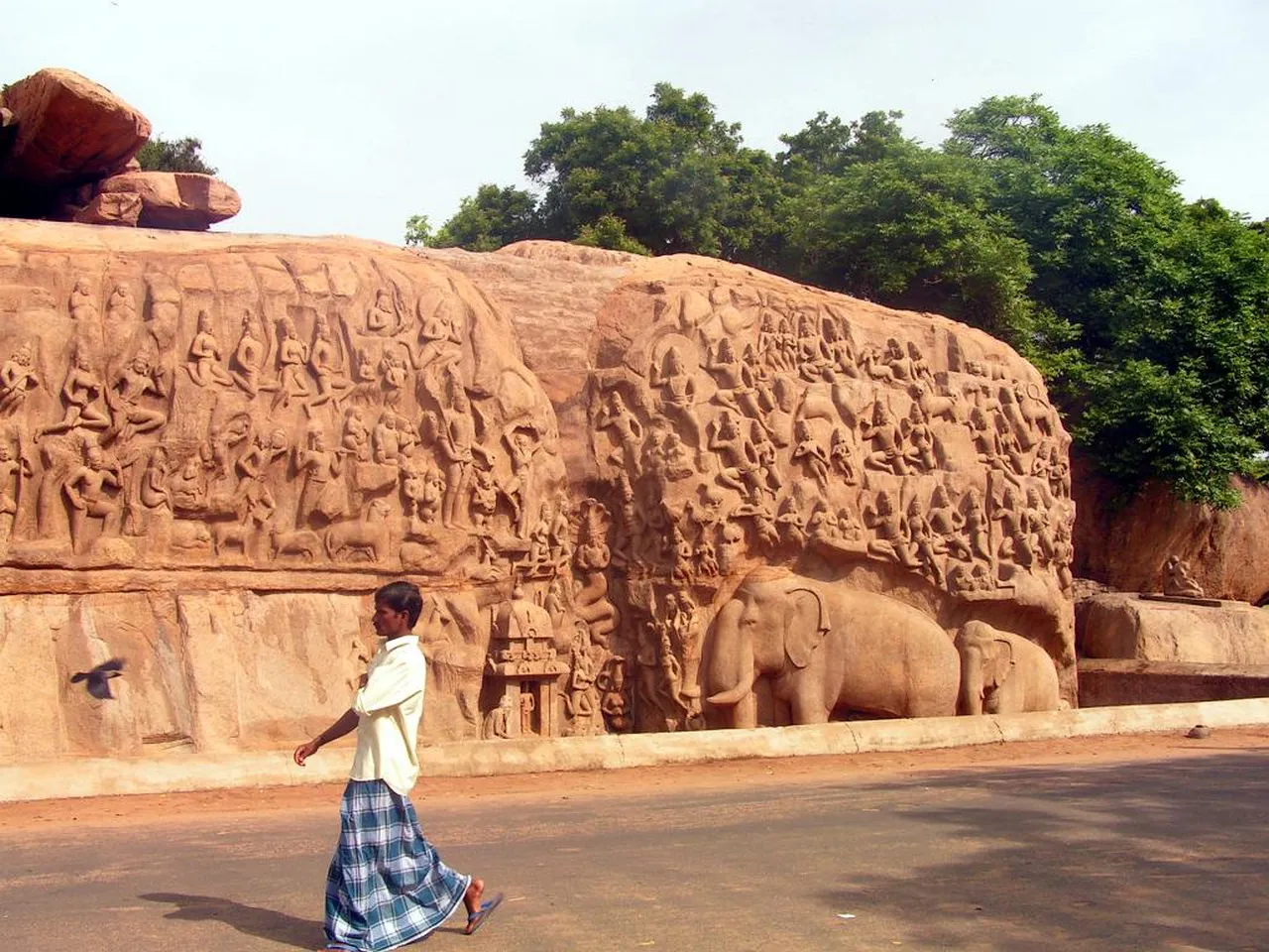 3. The Annual Mamallapuram Beach Festival: Fun and Festivities by the Sea
