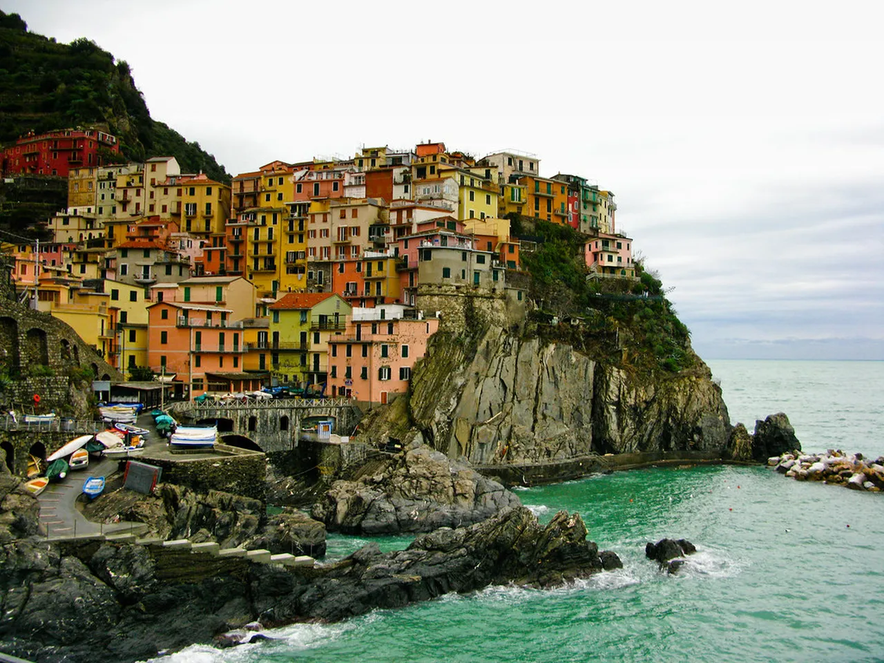 1. Hiking the Famous Coastal Trails: A Scenic Journey