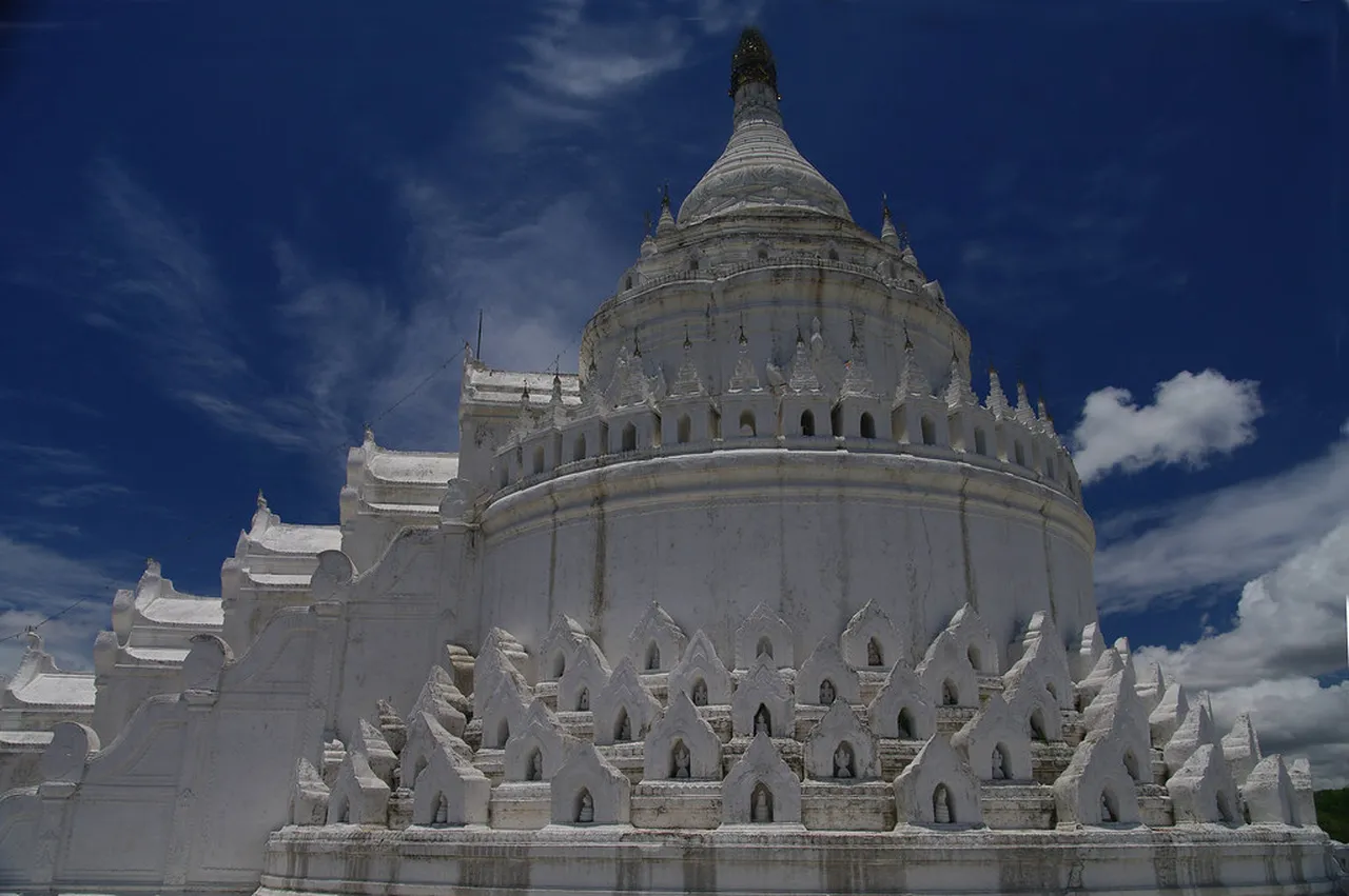 5. Shwenandaw Monastery: The Architectural Masterpiece of Mandalay