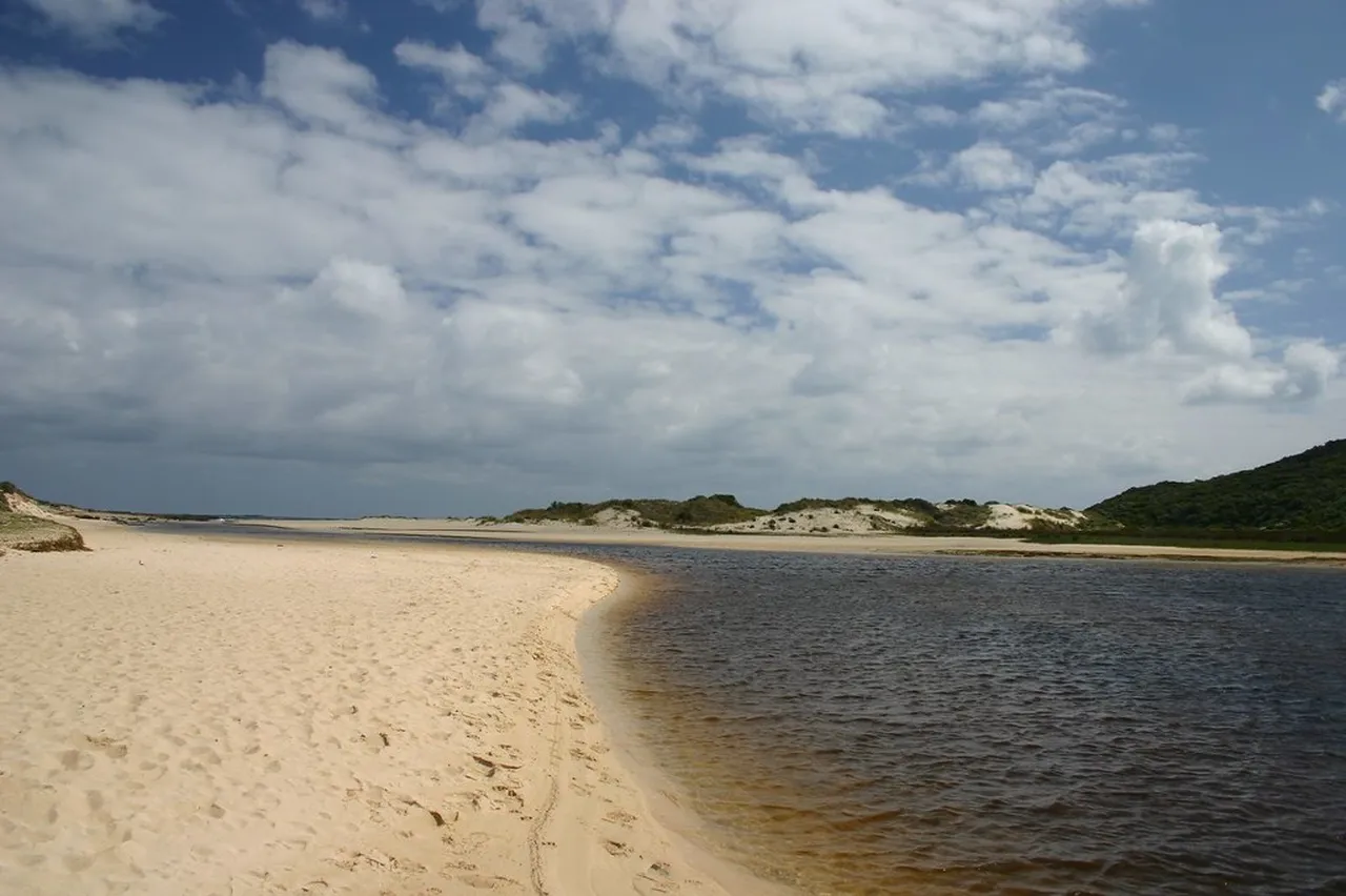 4. Margaret River Pro: A World-Class Surf Competition