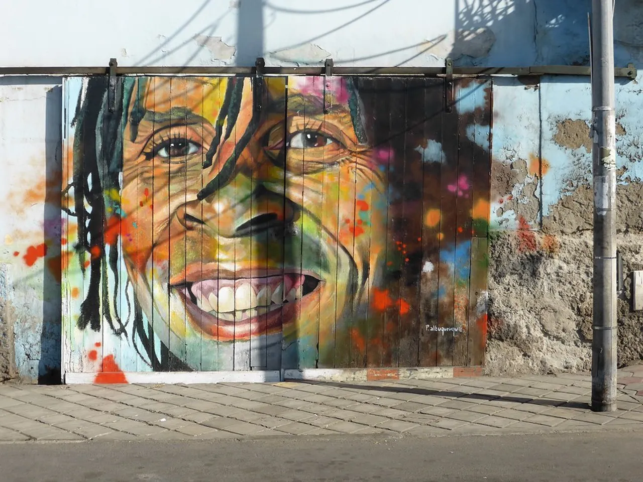 4. Exploring Art and Craft Markets: The Heart of Mindelo Culture