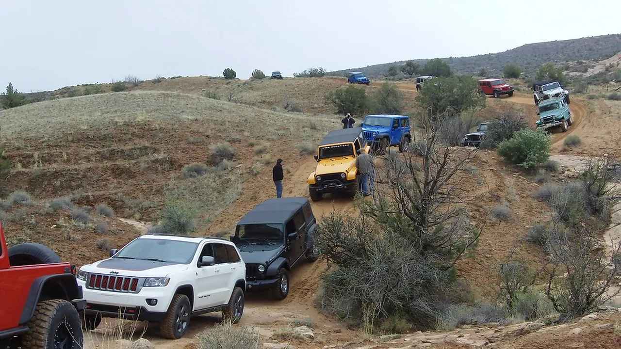 2. Moab Jeep Safari: Off-Roading in the Stunning Backcountry