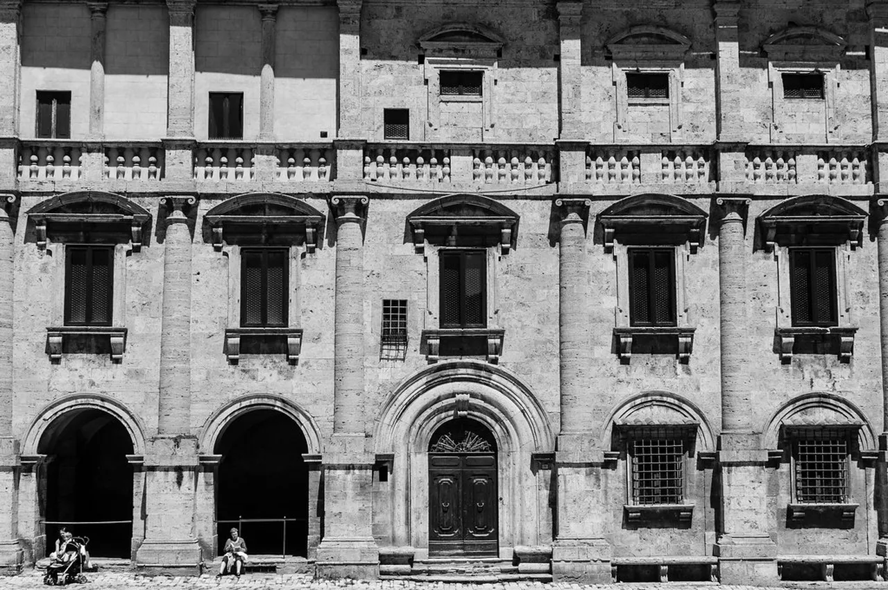 2. Montepulciano Wine Festival: Sip and Savor the Best Vino