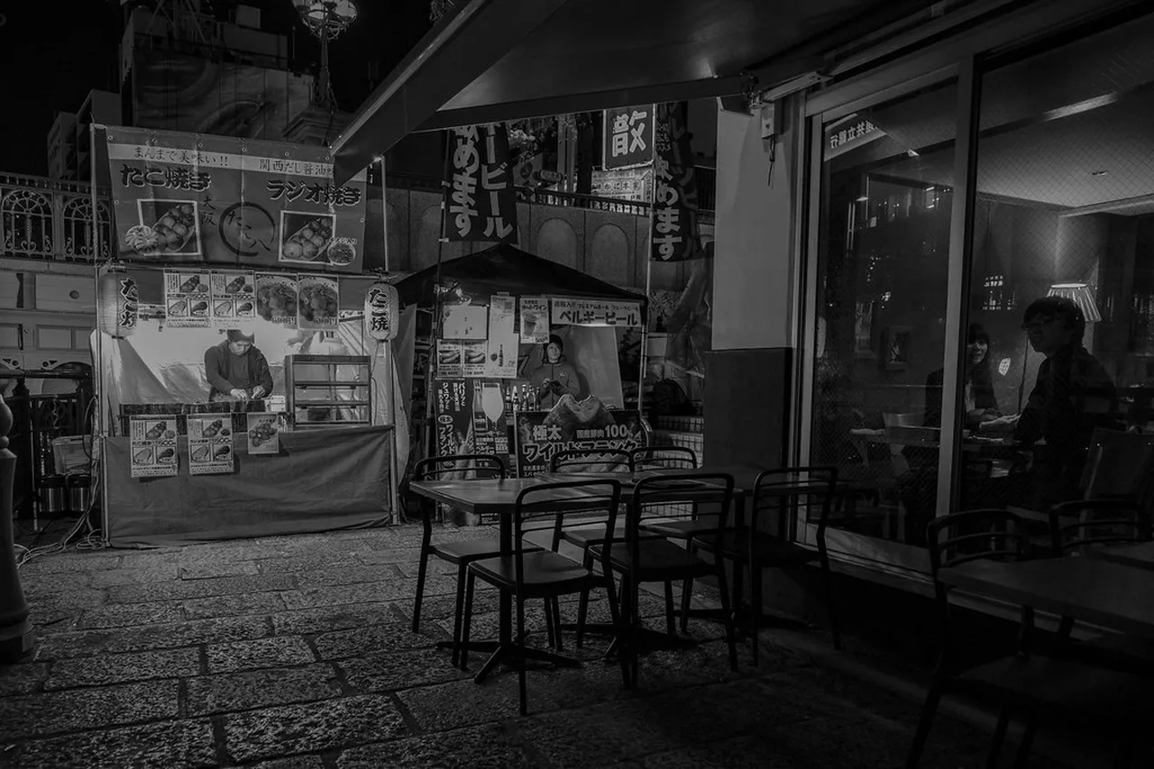 5. Discover Live Music Venues: Local Bands to Big Acts