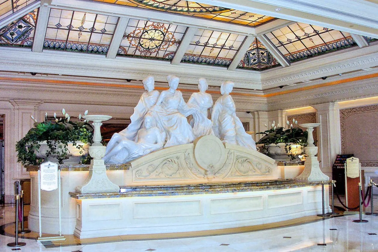 7. Whirlpool Aero Car: Soaring Over the Whirlpool