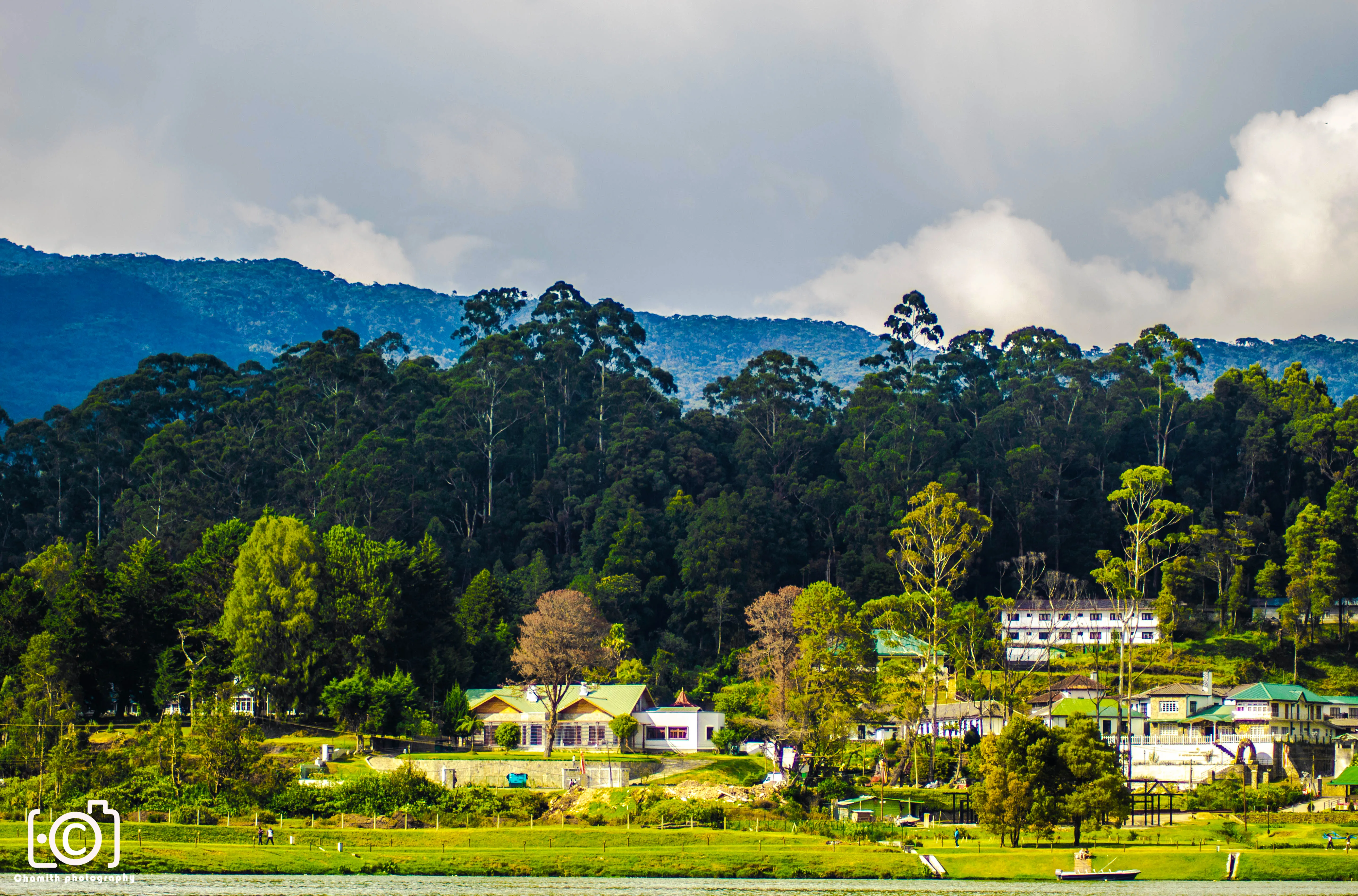 4. Take a Scenic Ride on the Train to Nuwara Eliya