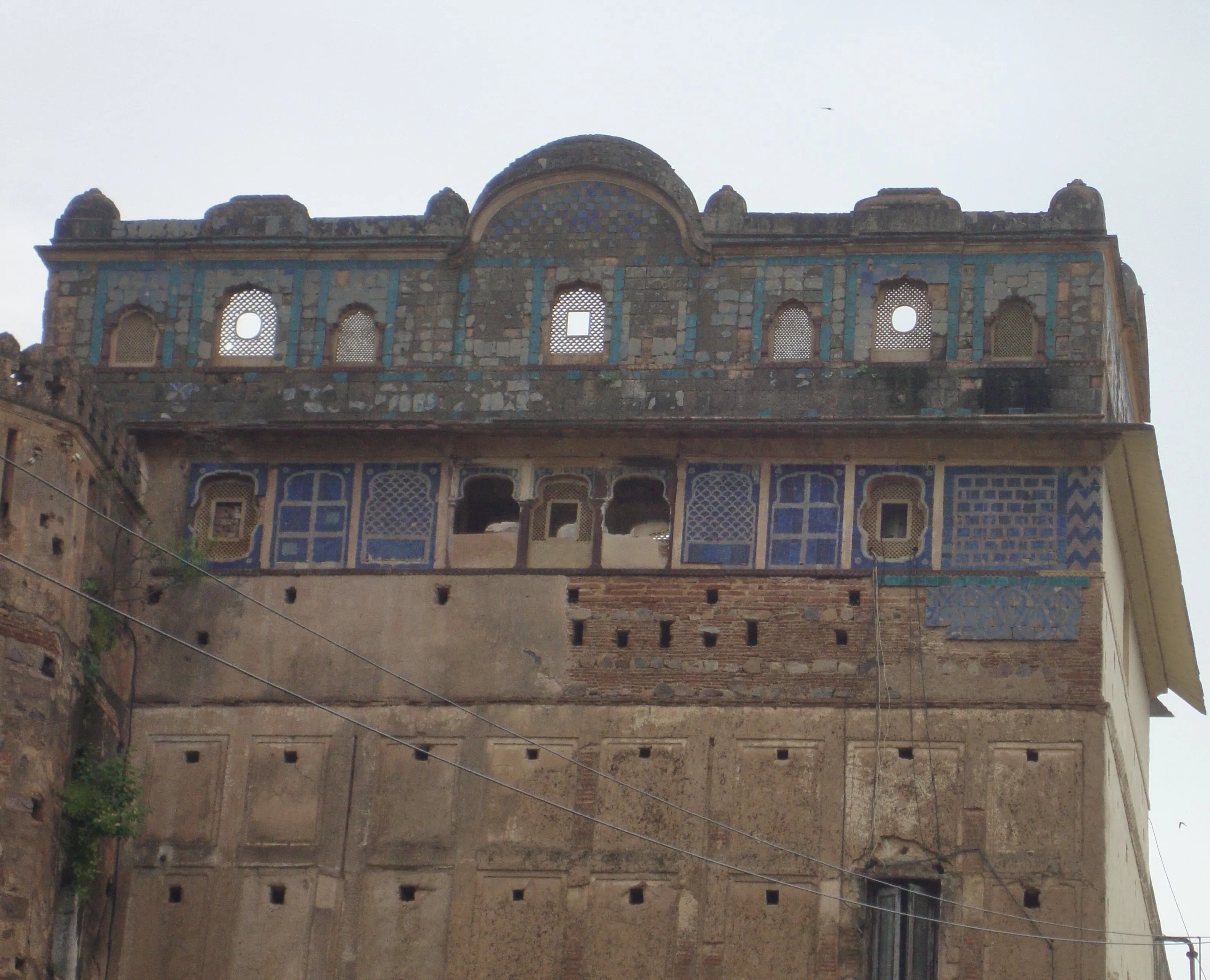 1. Discovering the Majestic Orchha Fort Complex