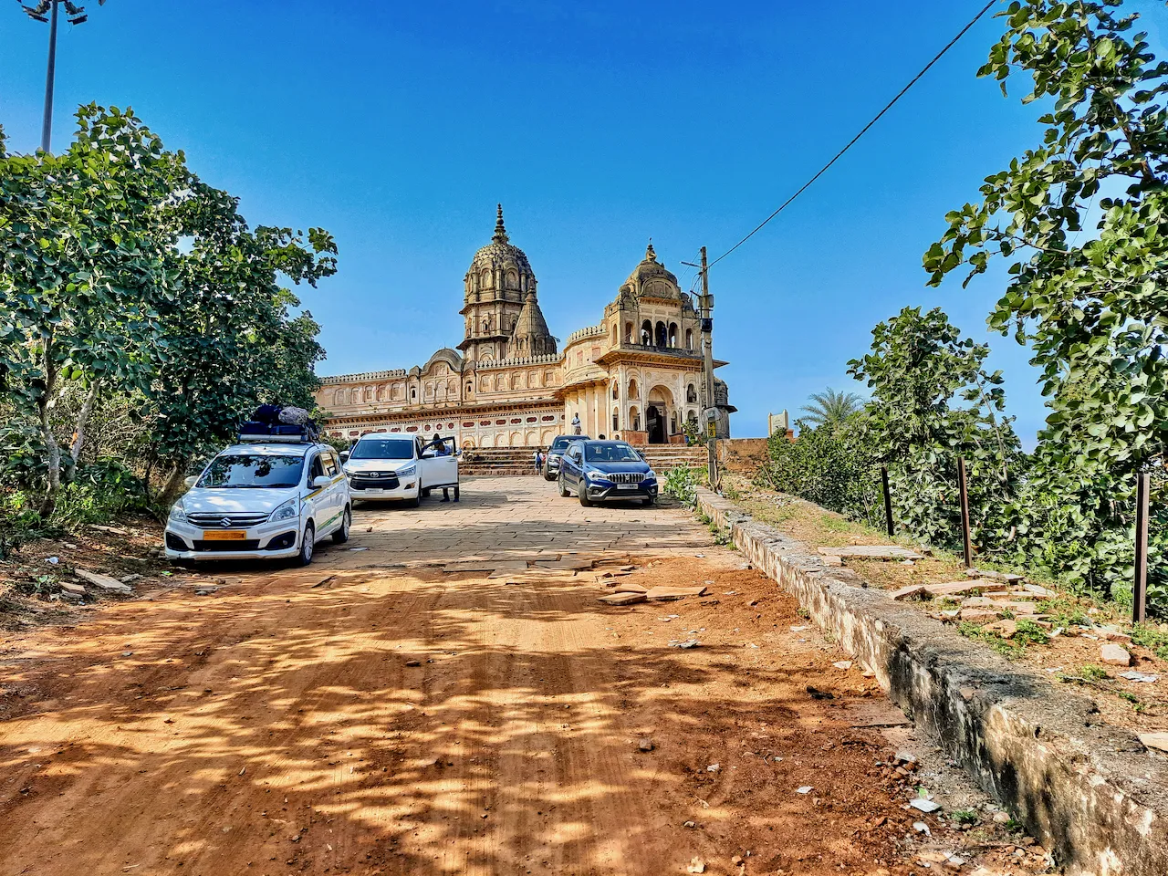 3. Chaturbhuj Temple: A Marvel of Intricate Carvings