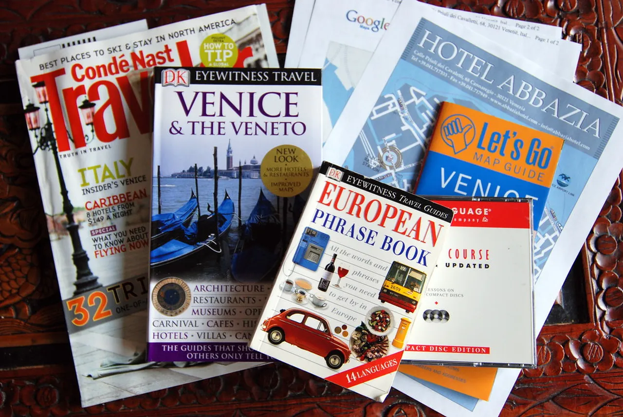 4. Experience the Vibrant Atmosphere of Prato della Valle