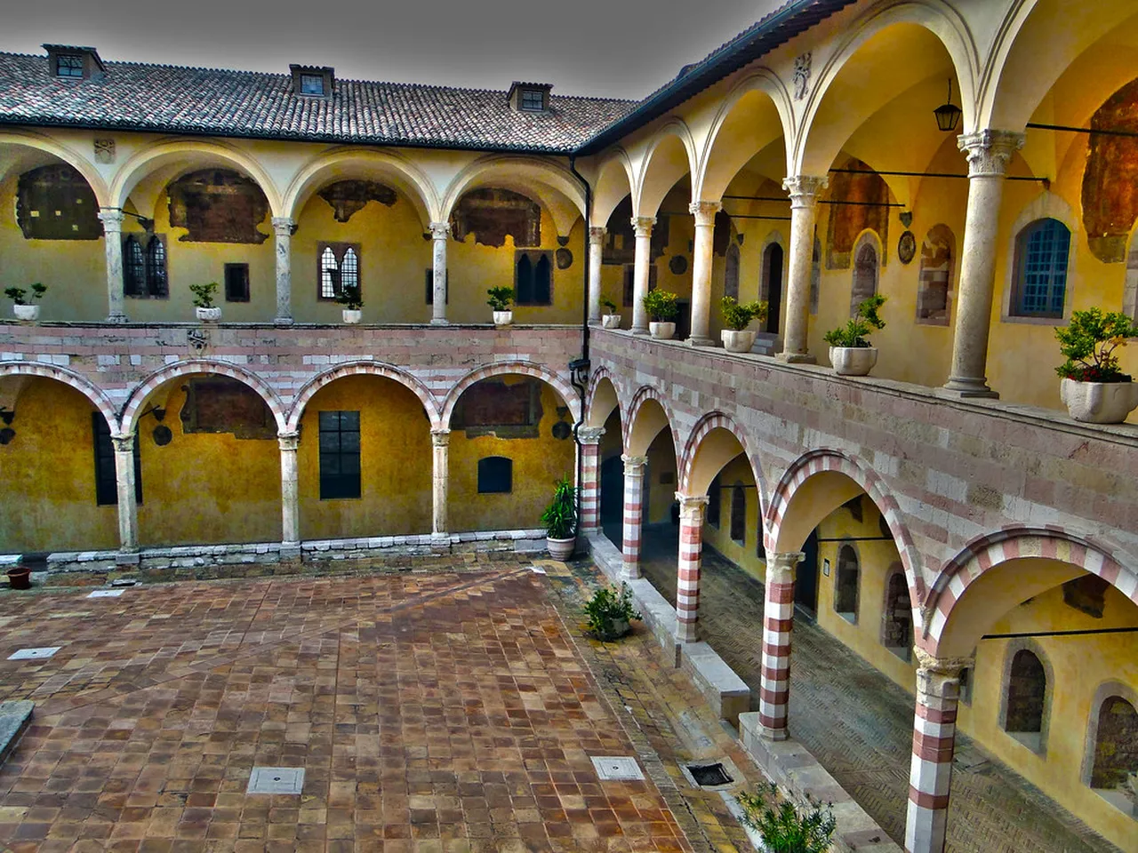 5. Stroll Along Corso Vannucci: The Main Artery of Perugia