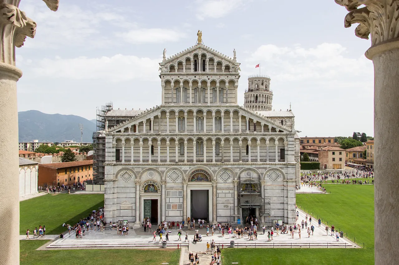4. Culinary Adventures in Pisa: Savoring Local Flavors
