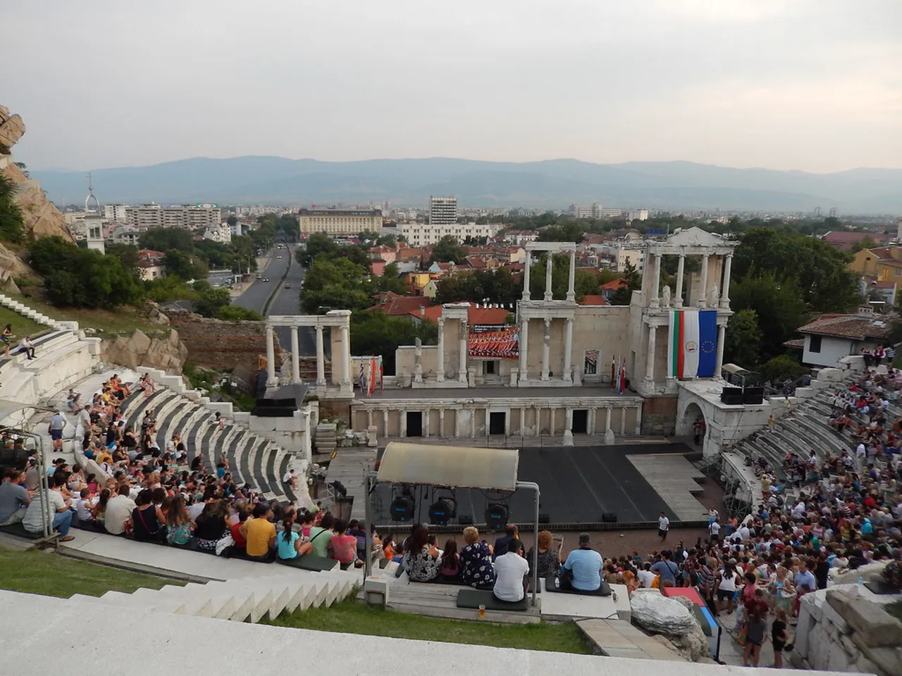 2. Discovering the Old Town: A Walk Through History