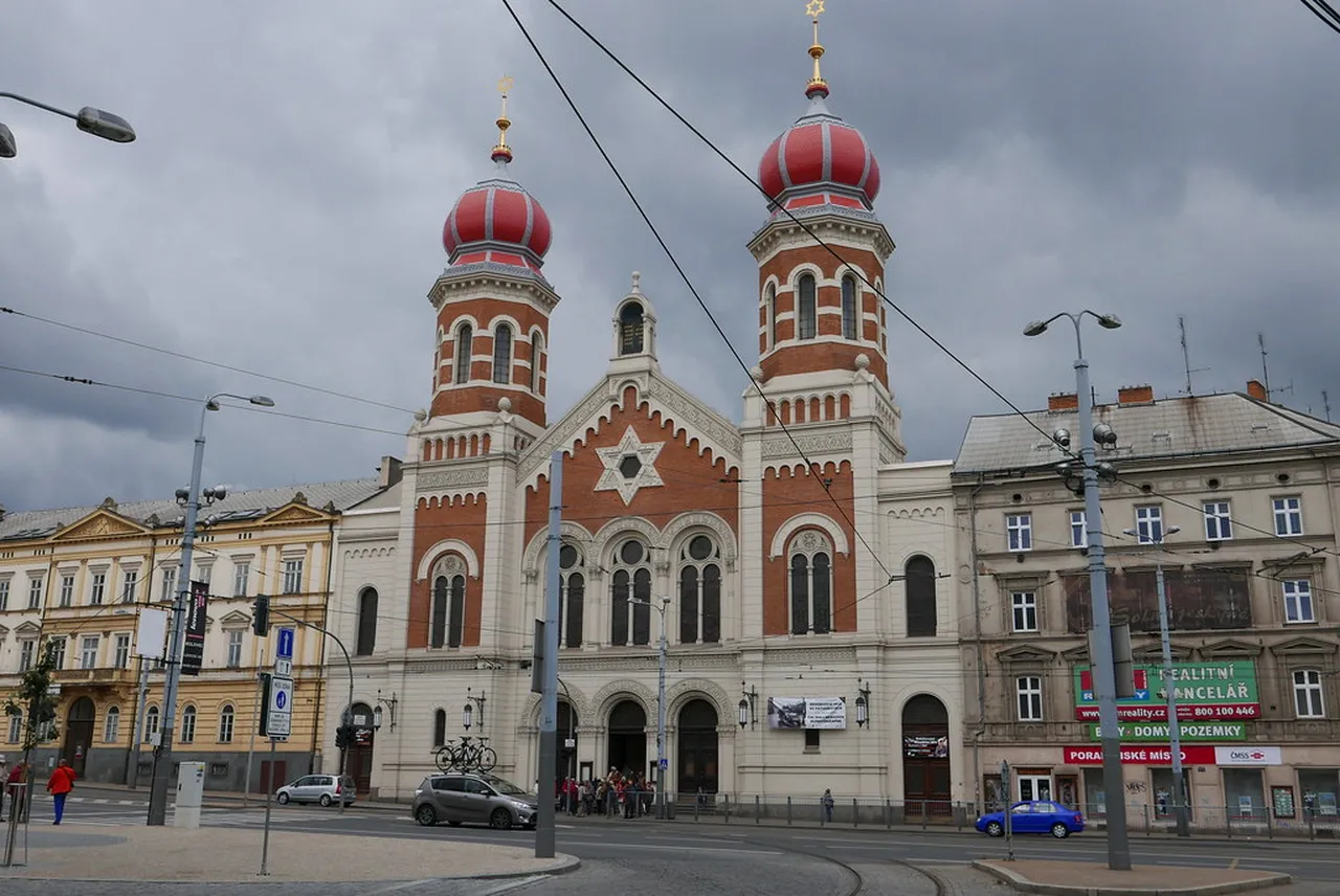 5. Experience the Oktoberfest in Plzeň: A Celebration of Beer and Culture