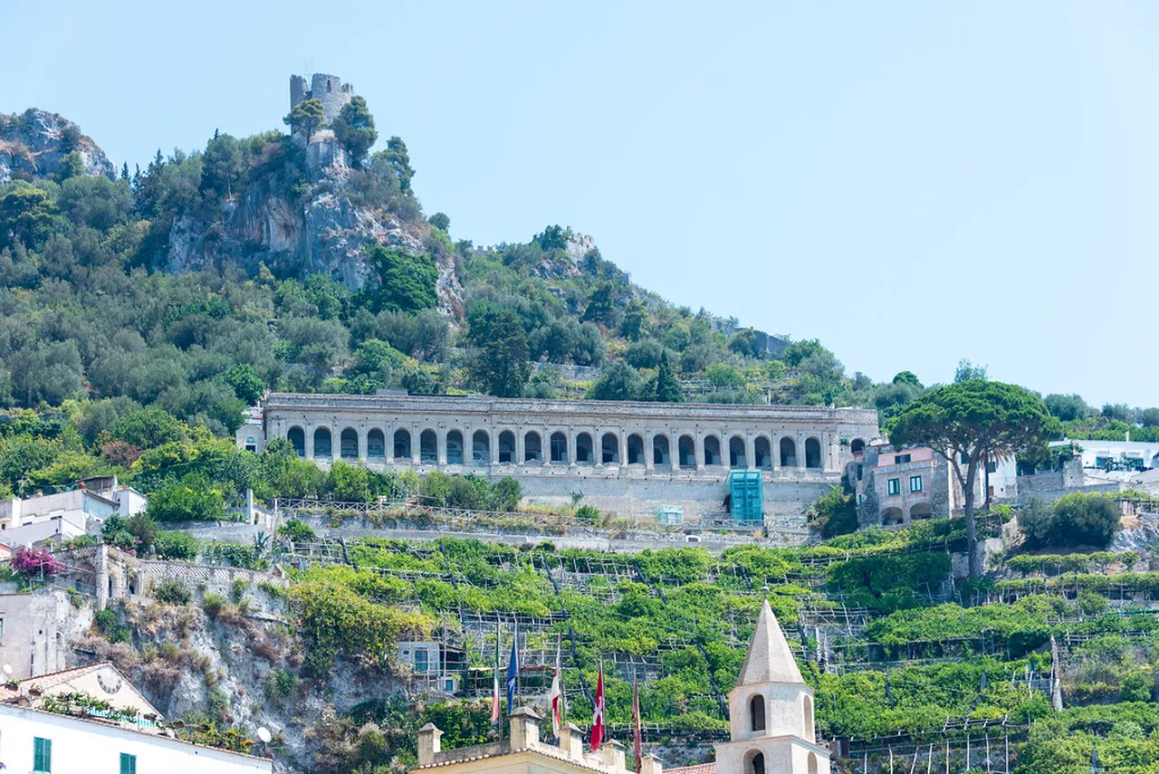 3. Path of the Gods: A Scenic Hike with a View