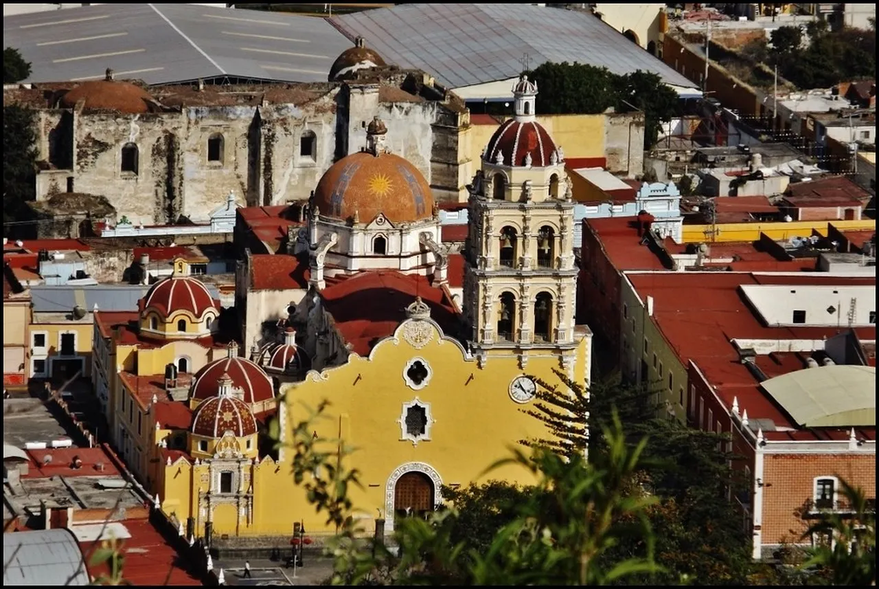 Puebla Carnival: A Festive Parade of Color and Joy
